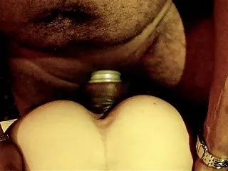 மில்ஃப் பெரிய கருப்பு காக்ஸ் உறிஞ்ச விரும்புகிறார்