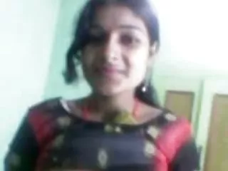 ஸ்கூபி-டூ வெல்மா தனது கழுதையை ஷாகியால் துண்டிக்கக் கொடுத்தார்