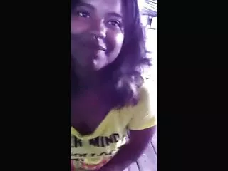 பெரிய காதலன் ரஷ்ய காதலனைப் பெறுகிறார்