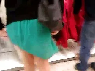 கருமையான சருமமுள்ள குழந்தையுடன் கடினமான பி.டி.எஸ்.எம் மற்றும் இடி